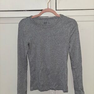 GAP Modern Long Sleeve Tee - Heather Gray